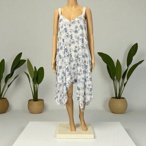 Floral Blue and White Women's Dress M (7/9)